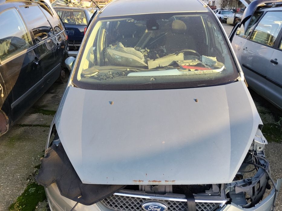 Bara fata, capota Ford S Max