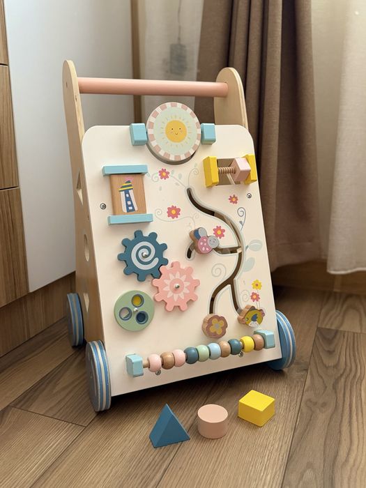 Дървена проходила / уокър Mini toys
