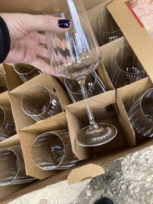 Продавам нови чаши