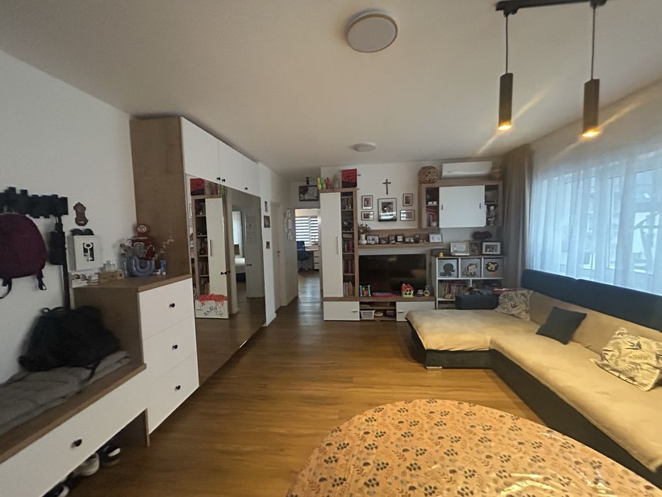 Apartament 3 camere