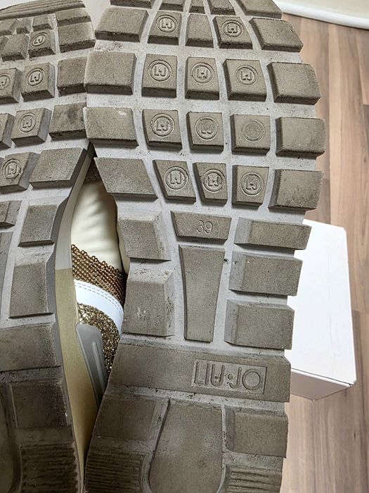 Сникърси Liu jo AMAZING 24