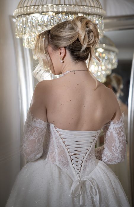 Vând rochie de mireasă