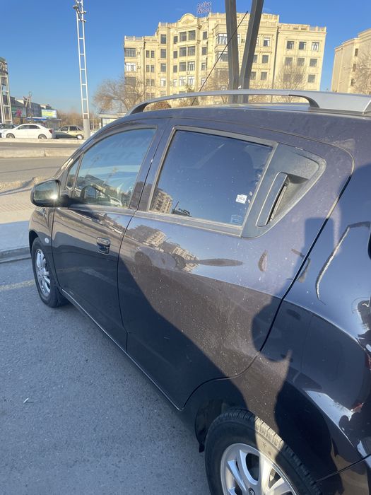 Срочно Продаю спарк автомат 2019