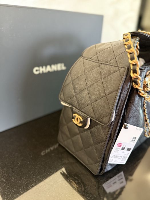 Chanel medium size 333€ НАЛИЧНА Нова