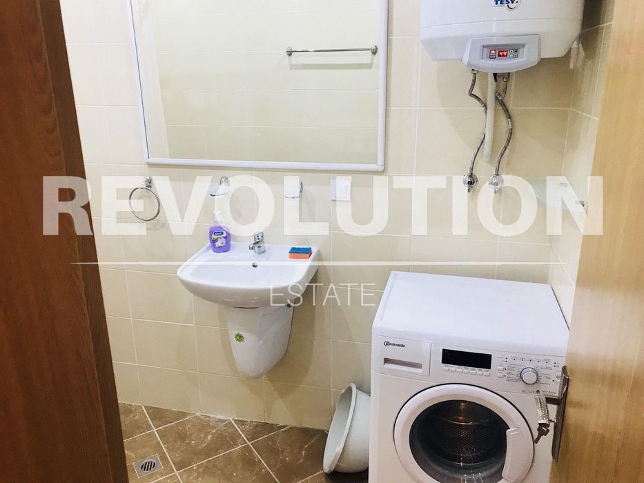 Дава се под наем Едностаен апартамент в Варна, Център - 35 кв.м за 400 € - Снимка #4