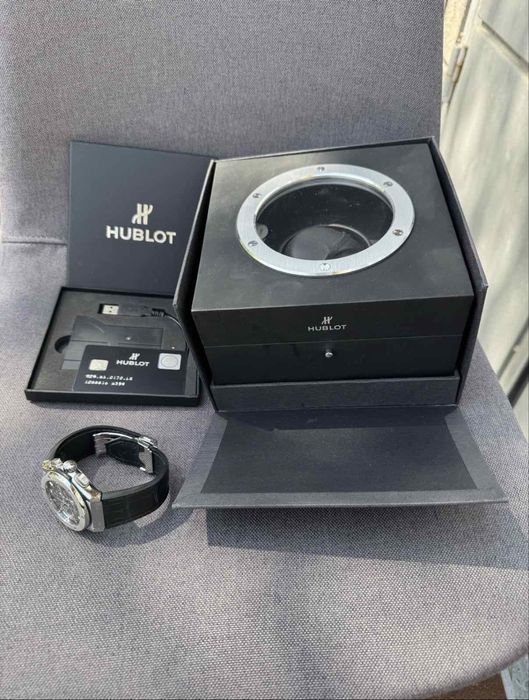 Hublot Classic Fusion Aerofusion TITANIUM