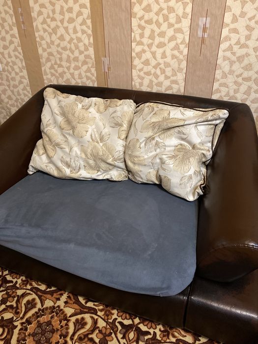 Продаю диван б/у