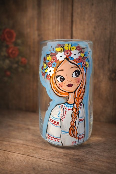 рисувани  чаши, моми, български, фолклорни, традиционни
