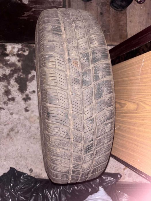 Продавам 4  гуми 13 цола зимни