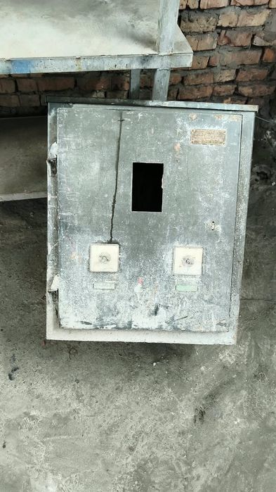 Продам ящик для электрощетчика
