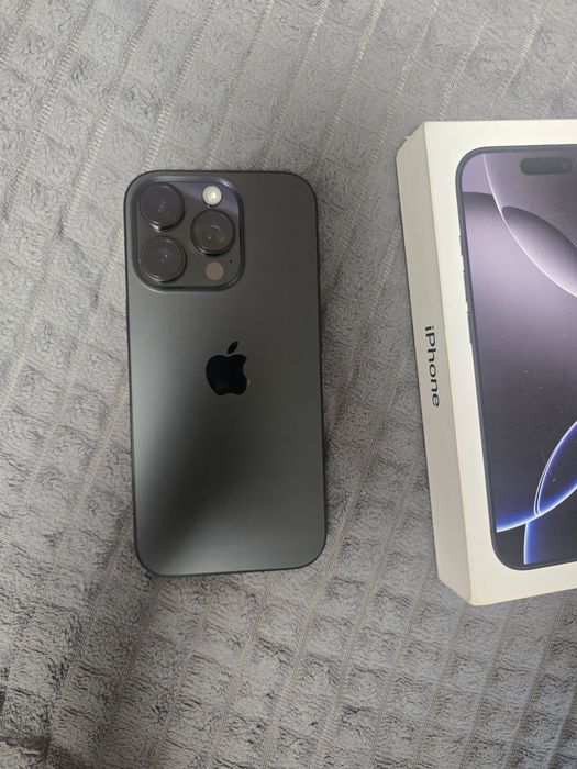 Iphone 16 Pro 128 Gb (e sim).