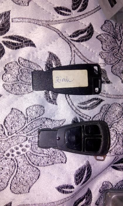 Компютьр .имобилаизер.лапачка и ключове за мерседес е 250