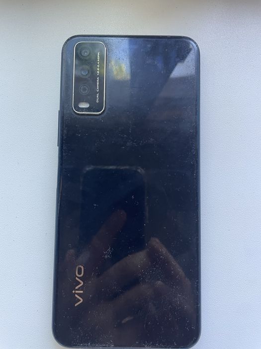 Продам телефон Vivo v2026