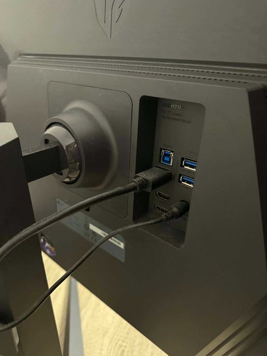 LG 27GR83Q-B IPS панел , 27 инча , 240hz, 1ms, QHD