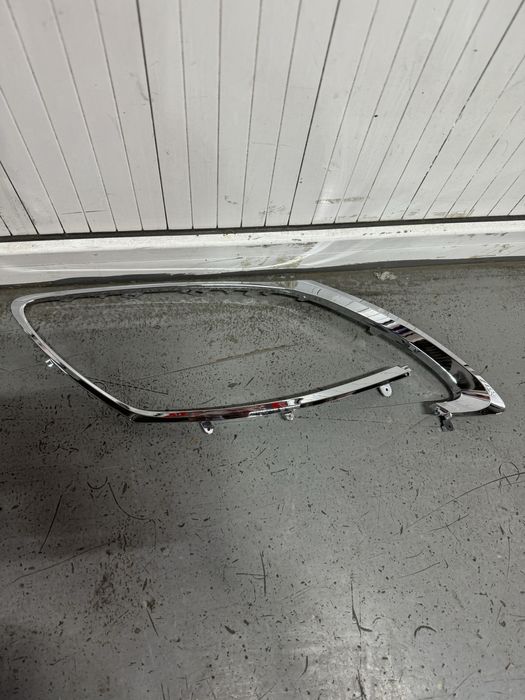 Молдинг фар Lexus GS 190