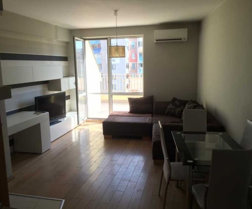 Продава се Двустаен апартамент в София, Витоша - 81 кв.м за 1791 €/кв.м - Снимка #1