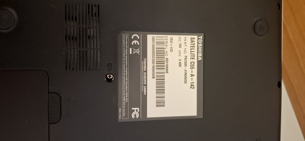 Vând Toshiba Satelite C55