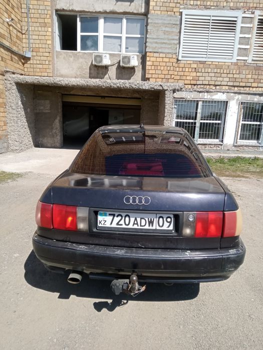 Продаю Ауди Б4 80