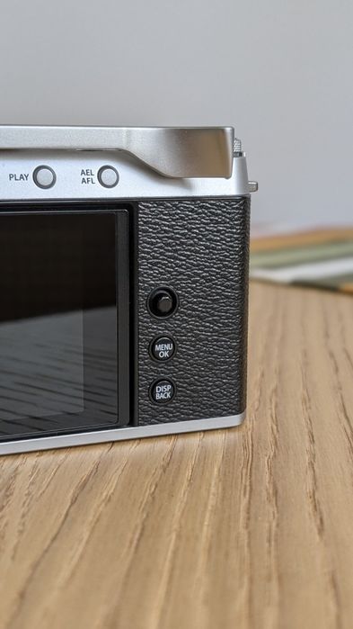 Fujifilm XE-4 Silver