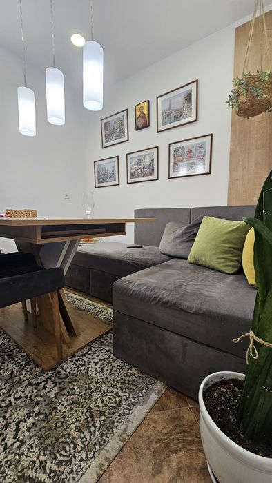 Диван и маса комплект