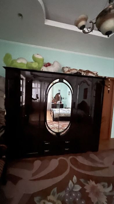 Спальний гарнитур