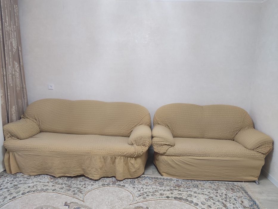 2 дивана, большой и средний