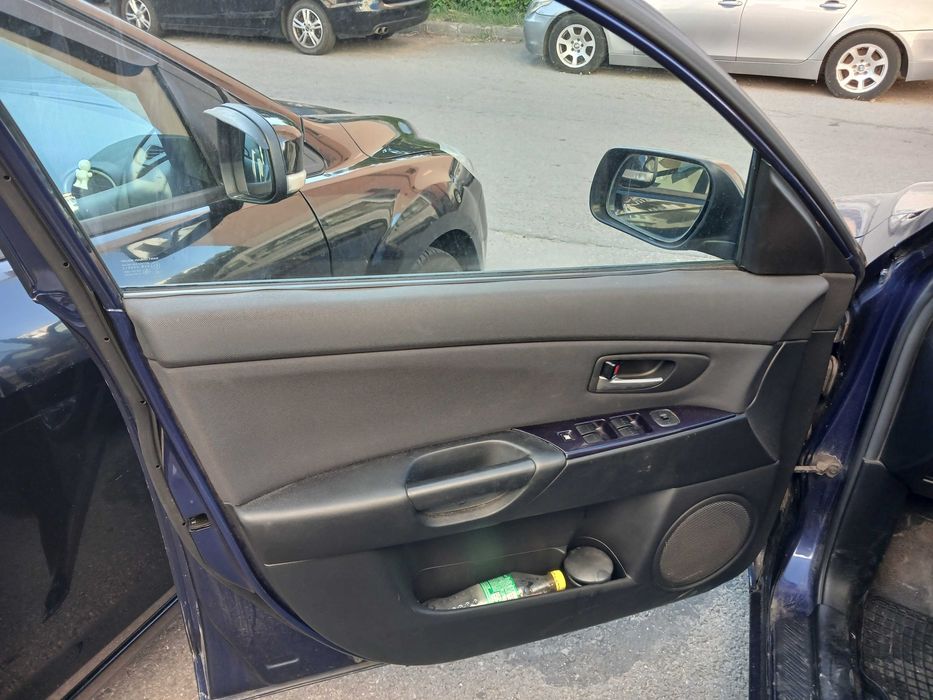 Vand Mazda 3 , 1.6 benzina