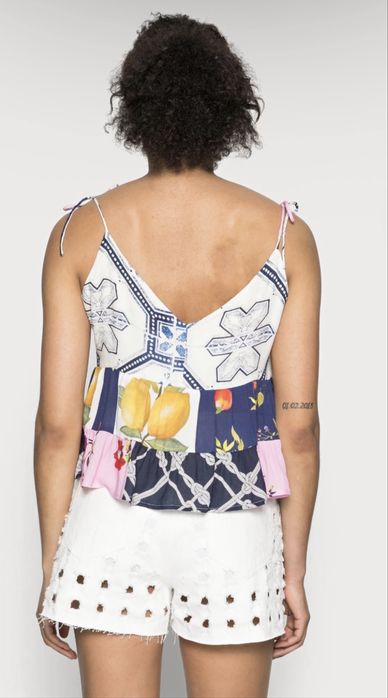 Къс потник Desigual