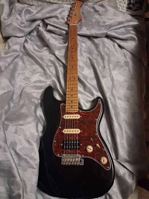 Электро гитара стратокастер