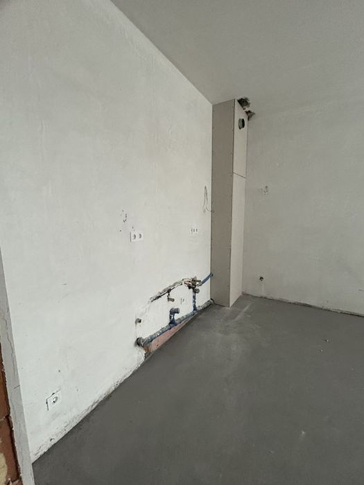 Продава се Двустаен апартамент в София, Малинова долина - 96 кв.м за 898 €/кв.м - Снимка #2