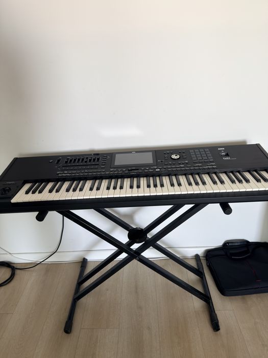 Korg PA-5X 76 International