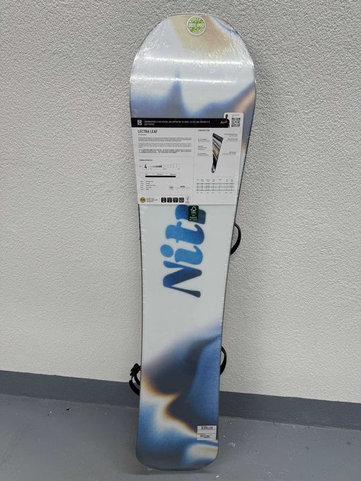 placa noua snowboard nitro lectra L138cm