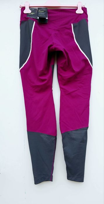 Nike оригинален дамски клин Л размер