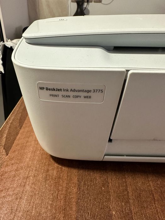 Vand imprimanta HP Desk Jet