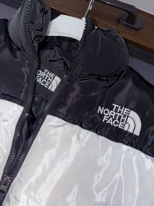Geacă L The North Face alb albă negru neagră