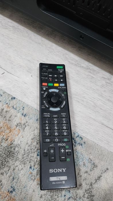 Телевизор Sony 42"