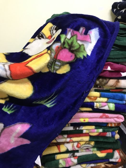 Матрасы, ковры, пасуды, одиялы