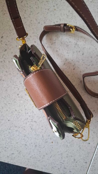 Малка дамска чанта