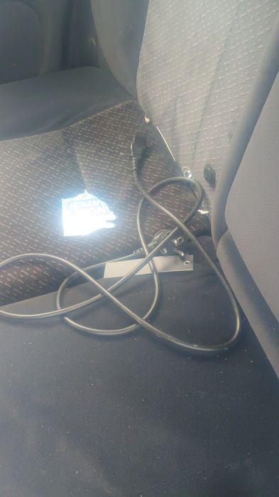 Vând cablu PC plus etc