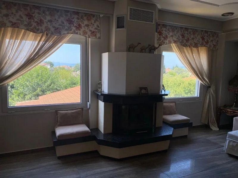 ПРОДАВА ! Самостоятелна къща в Паралия Офринио