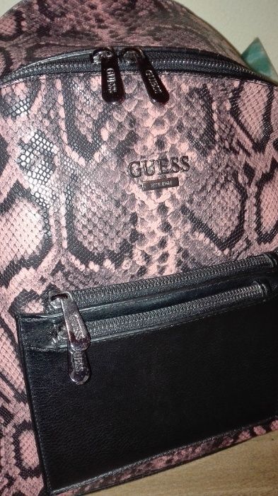 Раница Гес с несесер