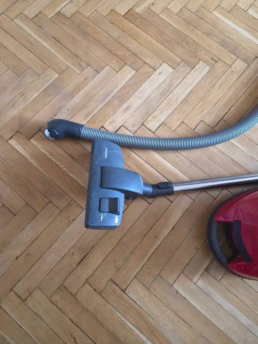Прахосмокачка Miele