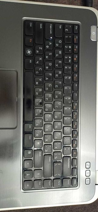 Ноутбук Dell Inspiron 5520