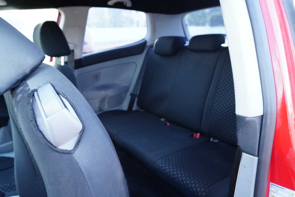 Volkswagen Golf V 2.0 TDI 140 CP 2006