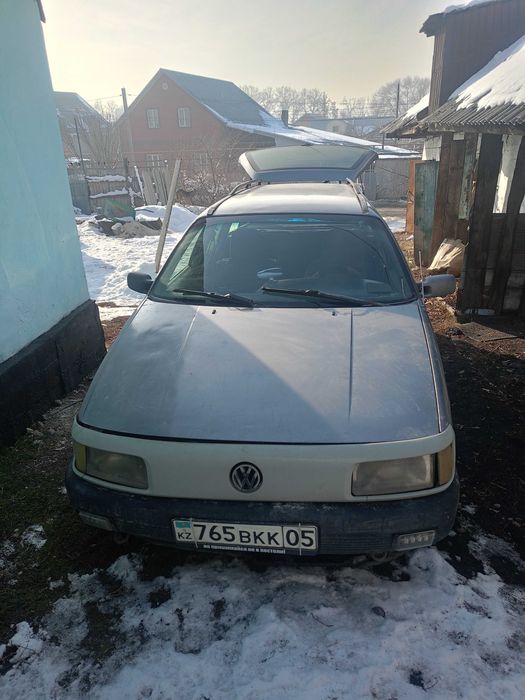 Продам срочно  машину