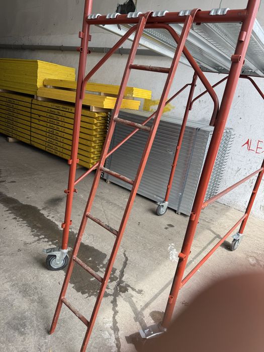 Schela mobila de vanzare