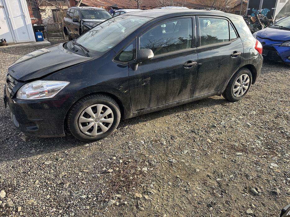 Toyota Auris Тойота Аурис 1.4d4d 90кс 2011г На части!