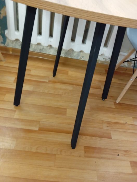 Продам стол на кухню