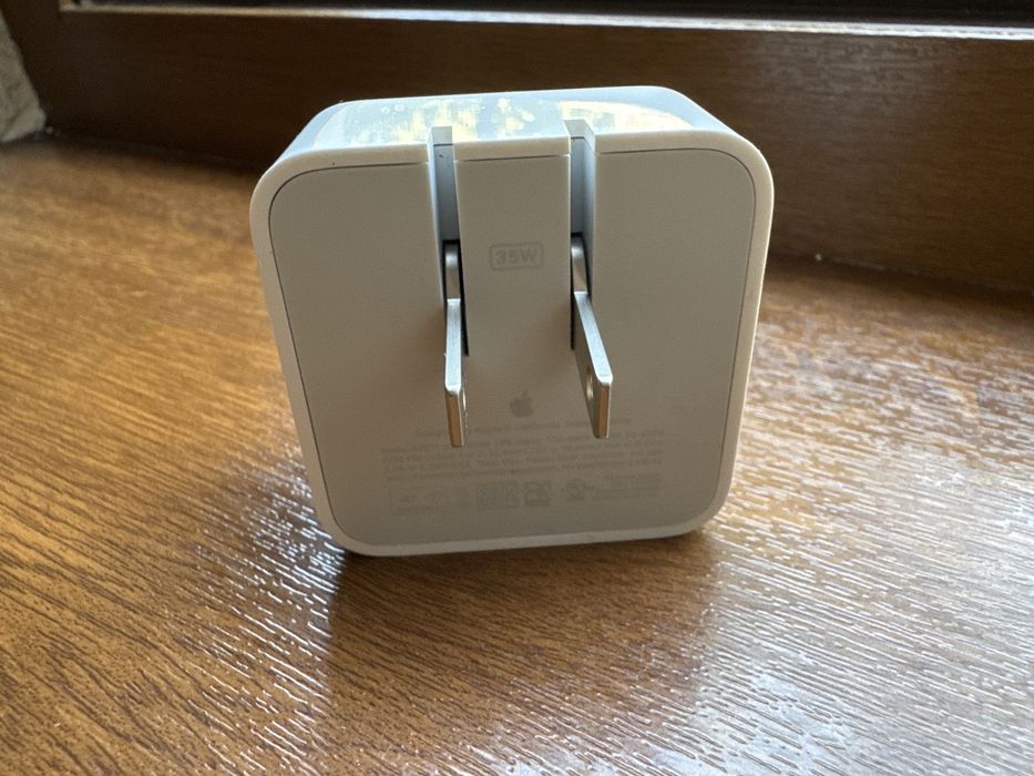 Адаптер,Зарядка для Macbook,ipad и iphone 35 Вт