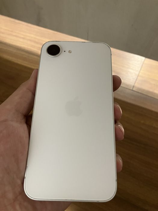 iPhone 16e 256 gb, sim + e-sim